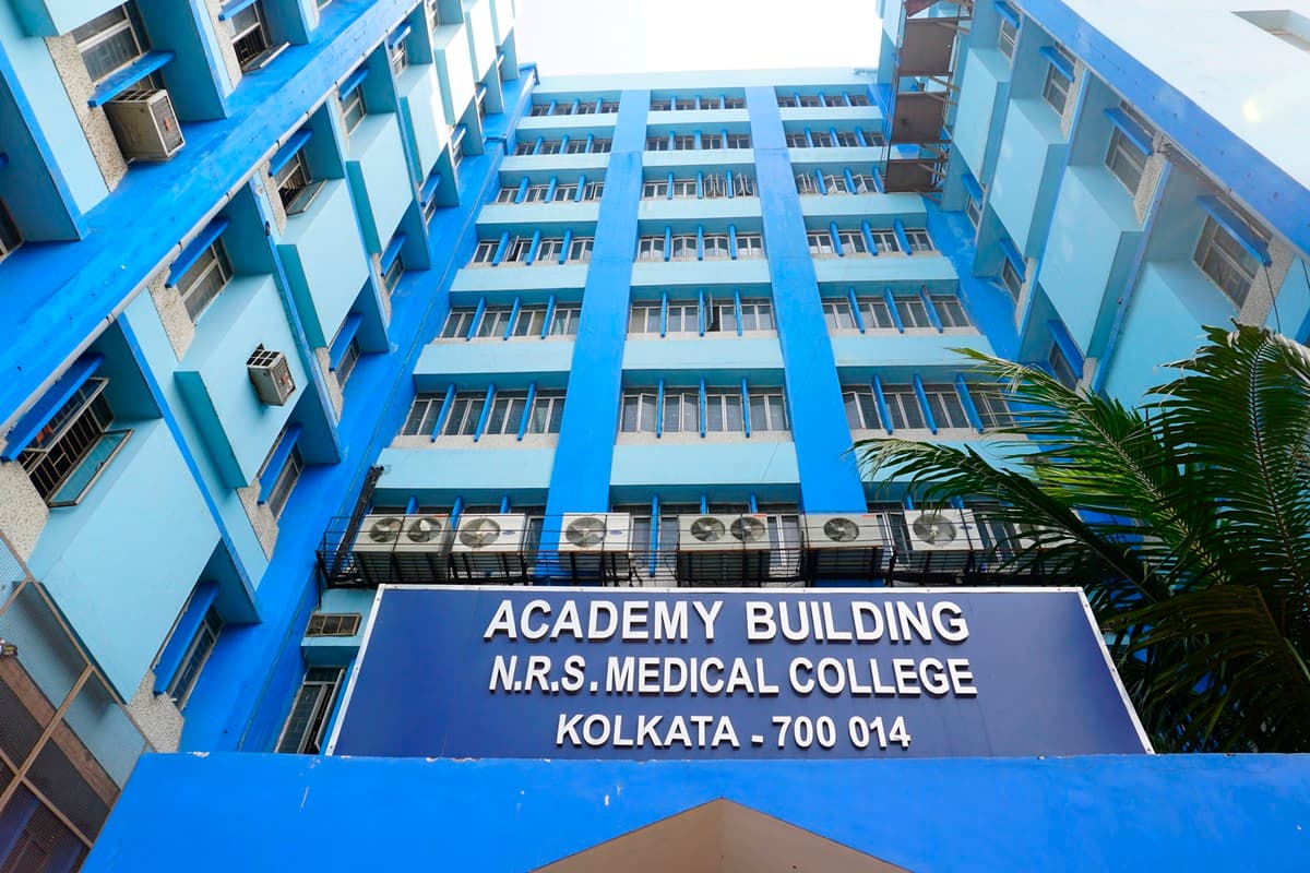 Nilratan Sircar Medical College main building